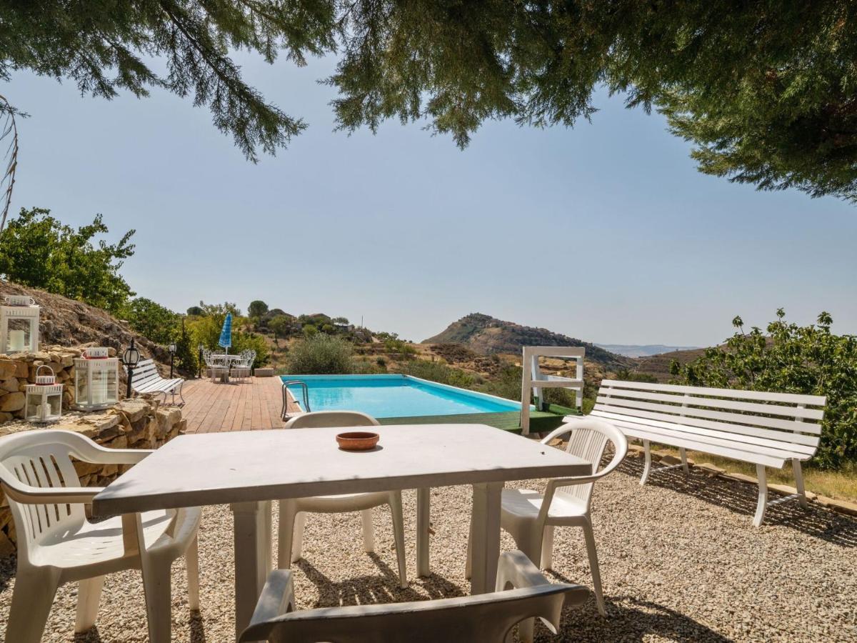 Belvilla By Oyo Modern Villa In Nissoria With Pool Exteriér fotografie