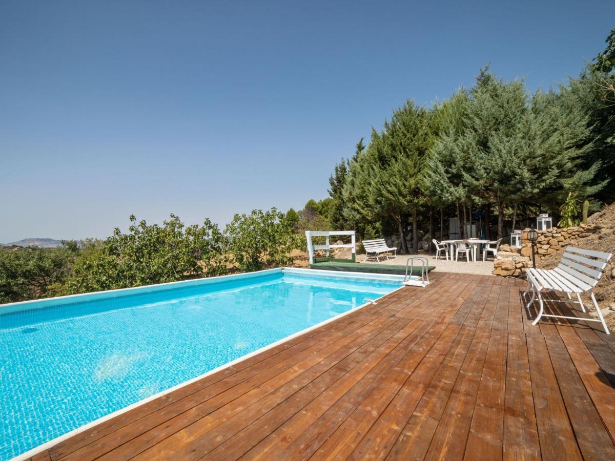 Belvilla By Oyo Modern Villa In Nissoria With Pool Exteriér fotografie